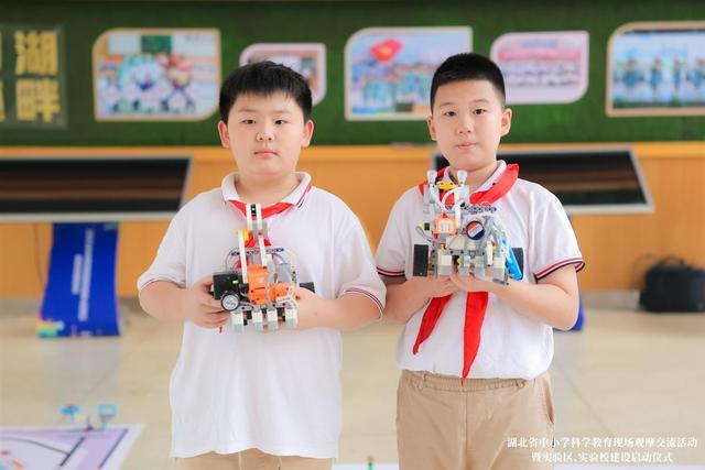 4湖北啟動中小學(xué)科學(xué)教育實驗區(qū)、實驗校建設(shè)