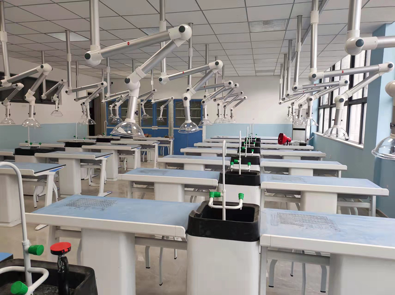 現(xiàn)場(chǎng)-化學(xué)上通風(fēng)6 現(xiàn)場(chǎng)-化學(xué)上通風(fēng)6