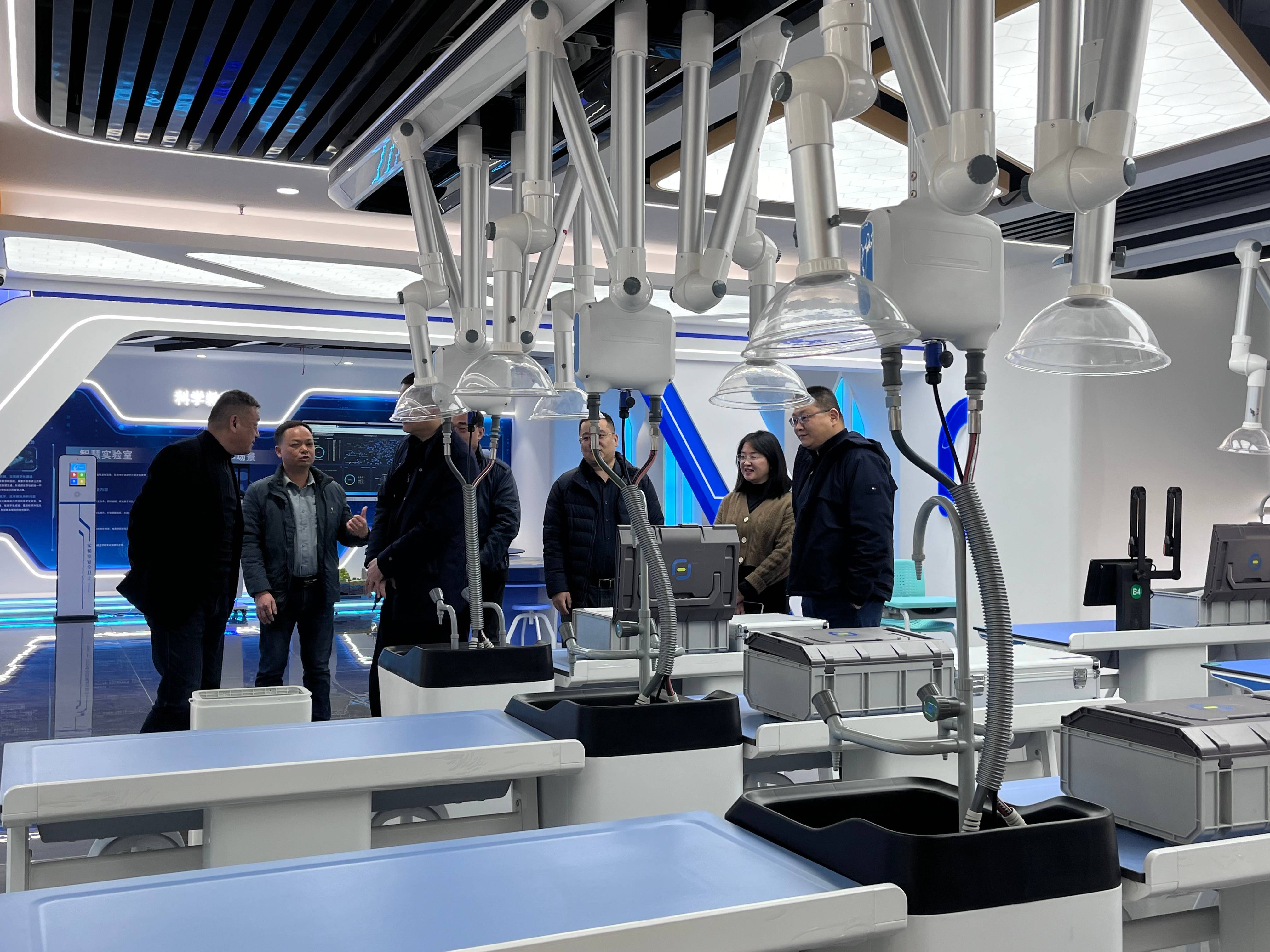 9f1f51b6ebb2431dad82444f51f3d11 9f1f51b6ebb2431dad82444f51f3d11